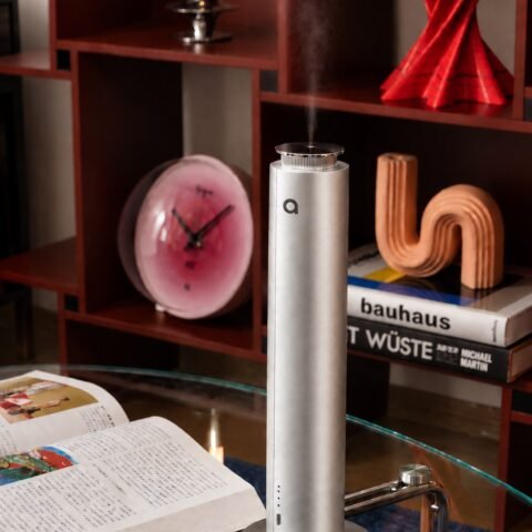 AURO A500 waterless tower scent diffuser – slim design for desks and bedrooms – detail view
