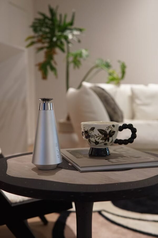 AURO A300 - Portable Waterless Scent Diffuser