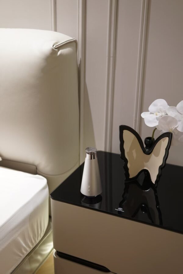 AURO A300 - Portable Waterless Scent Diffuser